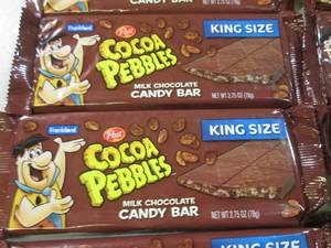 lot 256 image: (B-1) 12 King Size Cocoa Pebbles Ca...