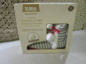 lot 265 image: (F-0) Womens Memory Foam Knitted B...