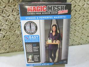 lot 322 image: (E-1) Magic Mesh Hands-Free Screen ...