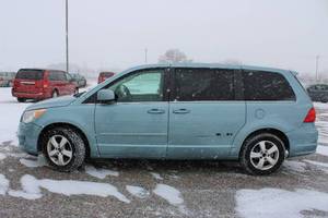 lot 8A image: 2009 Volkswagen Routan SEL