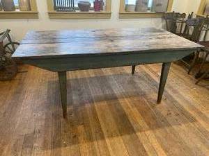 Anitique Wood Table&nbspThis Is Featured &amp Pictured In The Article From 1986 - Over A Century Old At That Time From Pennsylvania&nbsp&nbsp