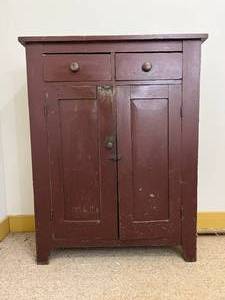 Fantastic Antique Wooden 2 Door 2 Drawer Dresser&nbspCabinet - Fantastic For The Kitchen Or Living Room