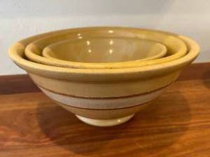 Antique Mixing Bowl Set