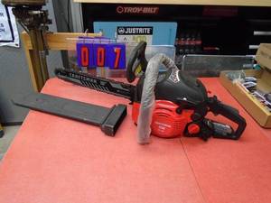 lot 7 image: Craftsman 16 42 cc chainsaw. Lightly used. Looks nearly new. Relisted due to no show. As shown.