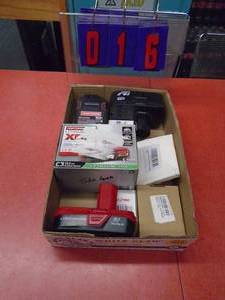 lot 16 image: Flat of batteries for parts or repair. Small cameraphone batteries. Appear new. As shown.
