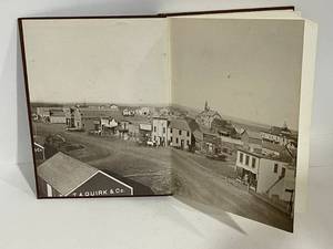 lot 66 image: Buffalo History Book