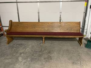 lot 48 image: 10 Foot Church Pew