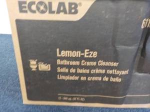 Case of Ecolab 12 - 32 oz Bottles L...