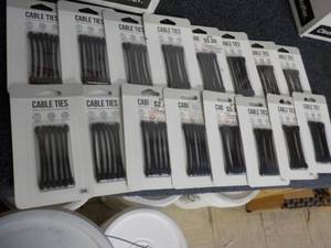 16 pkgs Cable Ties...