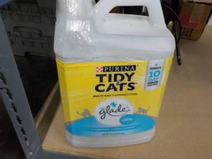 Purina Tidy Cats 20 lb. Jug Litter...