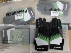 4 Pair GreBarley Sports Gloves...