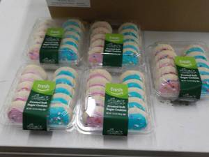 5 Frozen Pkgs Frosted Soft Sugar Co...