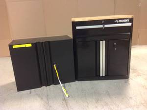 lot 33 image: Lot of 2 Assorted Husky Garage Cabinets One unit Damaged Customer Returns See Pictures
