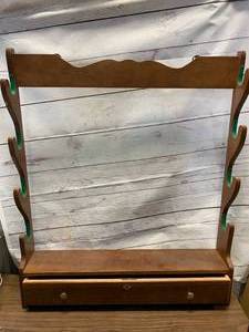 lot 41 image: Vintage Wood Gunrack 26 X 30 inches