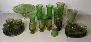 lot 558 image: Another Gorgeous Green Glassware Collection with Some Brown Glassware Too - P