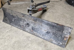 lot 583 image: GT Group Lawn Tender 42W Front Mounted Plow - P