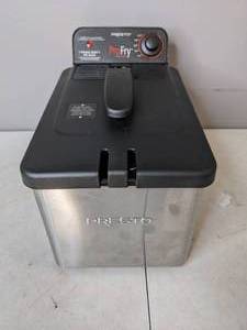 lot 164 image: Presto ProFry Stainless Steel Deep Fryer - N