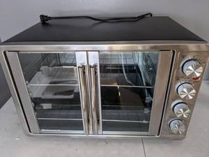 lot 190 image: Elite Gourmet Double French Door Countertop Convection Toaster Oven - N