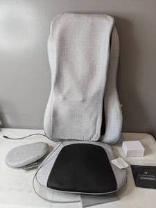 lot 150 image: Sharper Image Body Scan Massage Realtouch Shiatsu with Heat - N