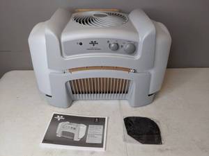 lot 95 image: Vornado Evap40 4-Gallon Evaporative Humidifier with Adjustable Humidistat and 3 Speeds - N