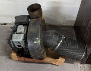 lot 372 image: Easy Start 5.0 Horsepower Overhead Cam - P