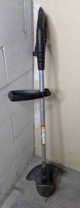 lot 377 image: Worx Electric String Trimmer - P