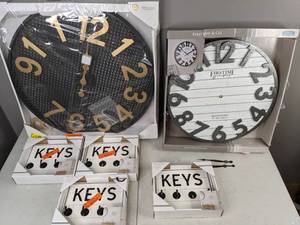 lot 196 image: Lot of NEW Wall Clocks & Key Hooks - N