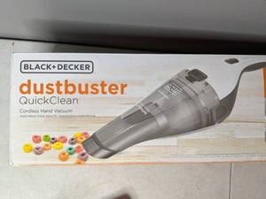 lot 158 image: BLACKDECKER Quick Clean Lithium Hand Vacuum - N