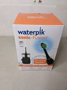 lot 231 image: Waterpik Sonic Fusion Flossing Electric Toothbrush - N