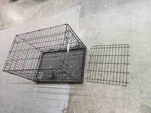 lot 34 image: Midwest Contour Folding Dog Crate - N