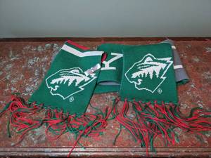 lot 321 image: Minnesota Wild Scarf - W