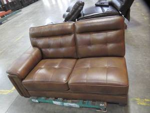 lot 108 image: Abbyson Furniture Harrison Left Facing Loveseat Piece of Leather Sectional (1 pc Love Seat Only) Model RX-6766-SEC
