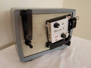 lot 113 image: Vintage Brownie 8 Movie Projector Model A15 from Kodak