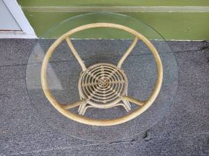 lot 38 image: Rattan Porch Coffee Table