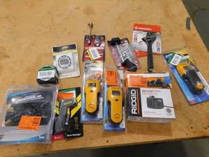 lot 16 image: Assorted tool  hardware lot.