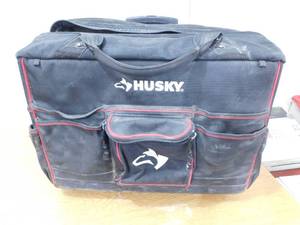 lot 62 image: Husky 22 in. Pro Grade Rolling Tool Tote Bag