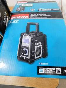 lot 91 image: Makita 18-Volt LXT Lithium-Ion Cordless Bluetooth Job Site Radio (Tool Only)
