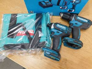 lot 92 image: Makita 18-Volt LXT Lithium-Ion Compact 2-Piece Combo Kit (Driver-DrillImpact Driver)