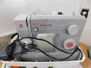 lot 120 image: Singer Heavy Duty 4411 Sewing Machine & Case