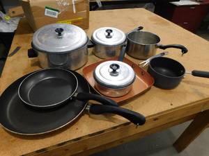 lot 145 image: Assorted lot of cooking pans,