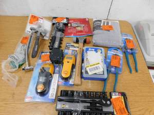 lot 146 image: Assorted tool lot