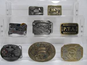 lot 30 image: Lot of 8 Assorted Vintage etc Belt Buckles