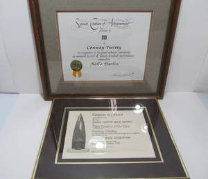 lot 61 image: 2 Framed Original CONWAY TWITTY Music Awards