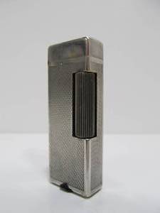 lot 65 image: Vintage Swiss Made DUNHILL Cigarette Lighter
