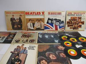 lot 74 image: Lot of Vintage BEATLES Vinyl Records