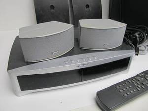 lot 81 image: Excellent Working BOSE Acoustimass Stereo System