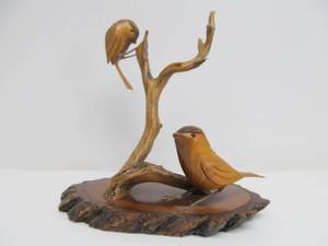 lot 140 image: Hand Carved Signed Bird Carving - R. Southard