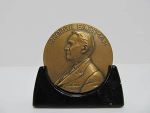 lot 179 image: Vintage 1954 Eastman Kodak Award Medallion wStand