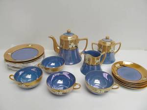 lot 218 image: Set of Vintage Japanese Hand Painted Lustreware