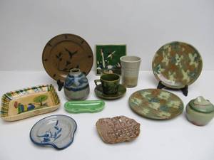 lot 224 image: Lot of Assorted Art Pottery Pieces